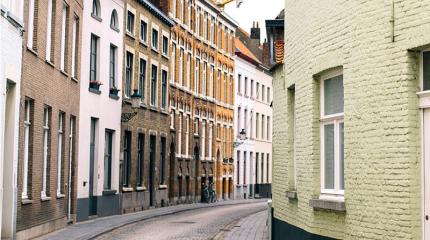De omgeving van uw woning beïnvloedt hoe goed ze beveiligd is De omgeving van uw woning beïnvloedt hoe goed ze beveiligd is